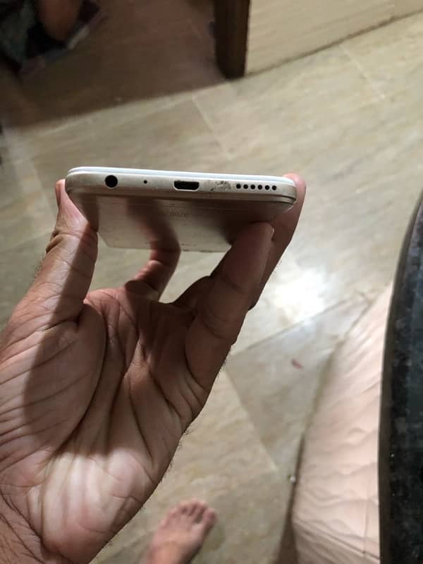 Oppo A57 3