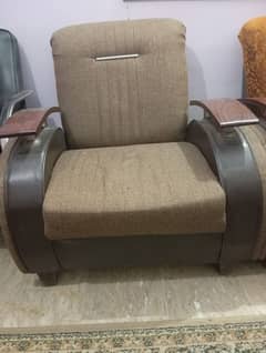 5 seaters sofa for sell 0