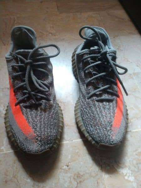 Adidas Yeezy Boost 350 V2 'Carbon Beluga' M 3