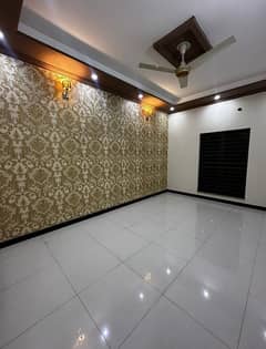 10 Marla Brand New house For Rent In Park View City Lahore. 0