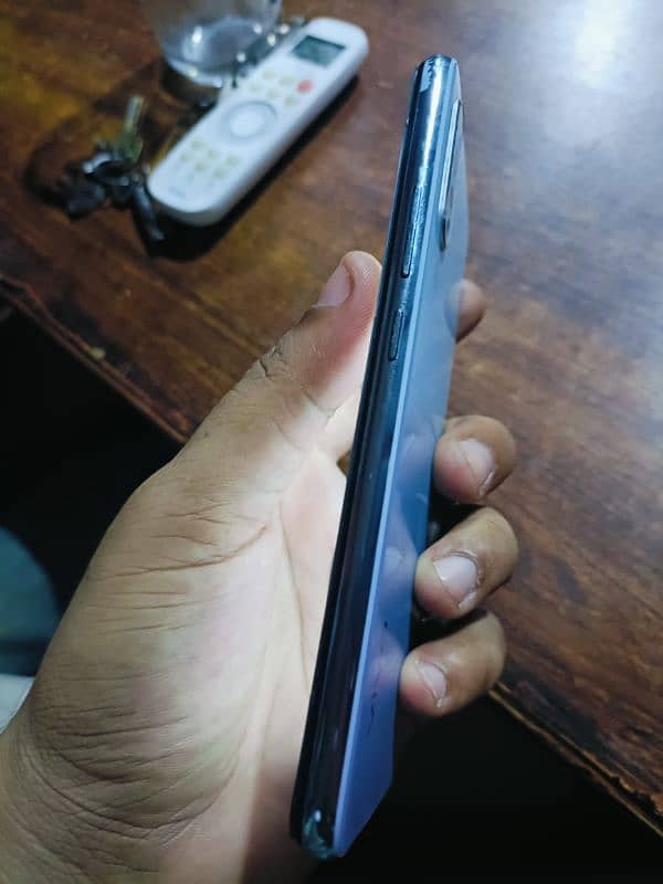 vivo S1 4