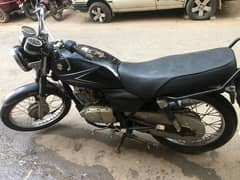 Suzuki 150 model 2015 condition colour se halki hai per engine se ok