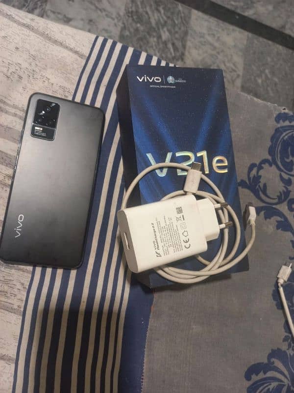 vivo v21e 8/128 2