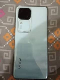 vivo v30 5G with Box and charger