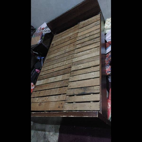 wooden bed for sale , good and quality wood urgent sale 1