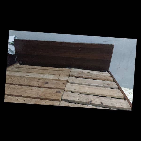 wooden bed for sale , good and quality wood urgent sale 2