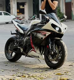 Yamaha R1 Conair Edition 2012 0