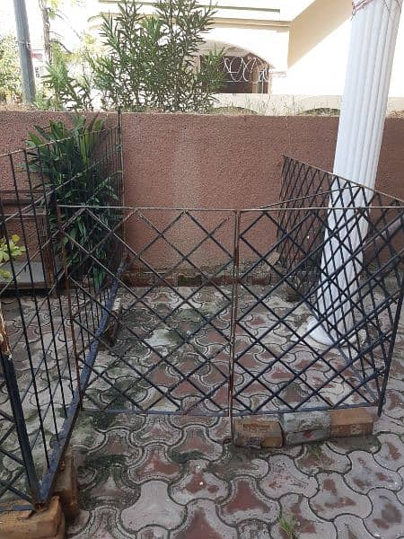 2 Big cages for sale 1