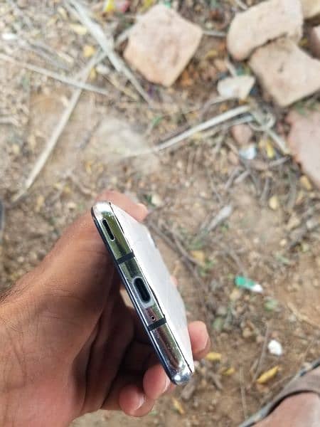 sharp aquos r2 non pta back crack read ad first 4