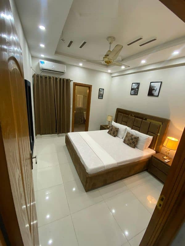 Rooms & apartment available daily basis & weekly E 11 Islamabad 0