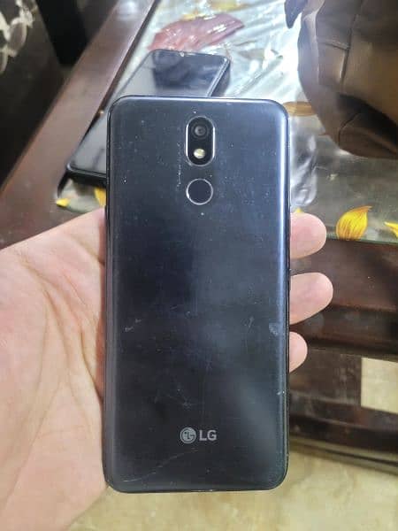 Lg x4 1