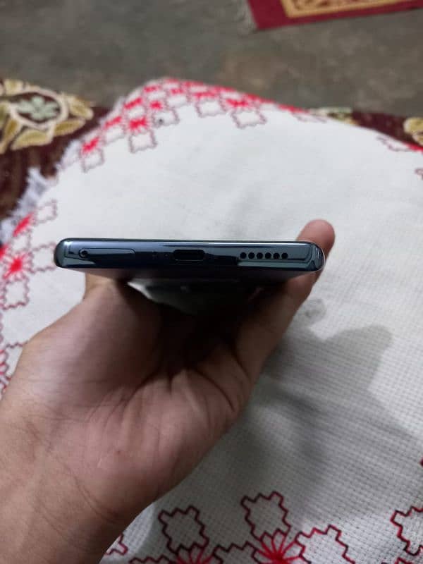 Tecno spark 20 pro plus 2