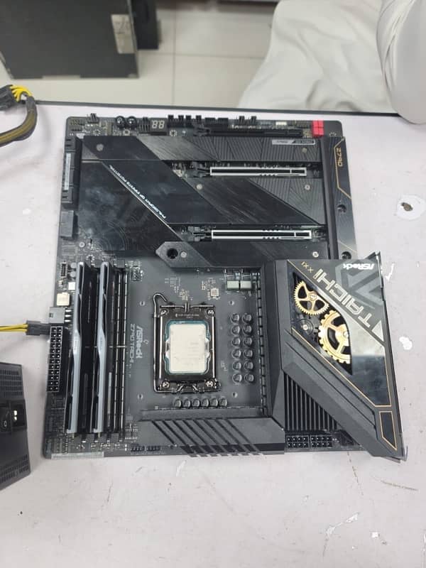 ASrock Z790 Taichi Premium EATX Board with 12700Kf combo 4