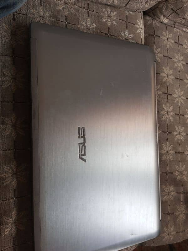 Asus 2nd Gen i7 Gaming Laptop without Hardrive 2