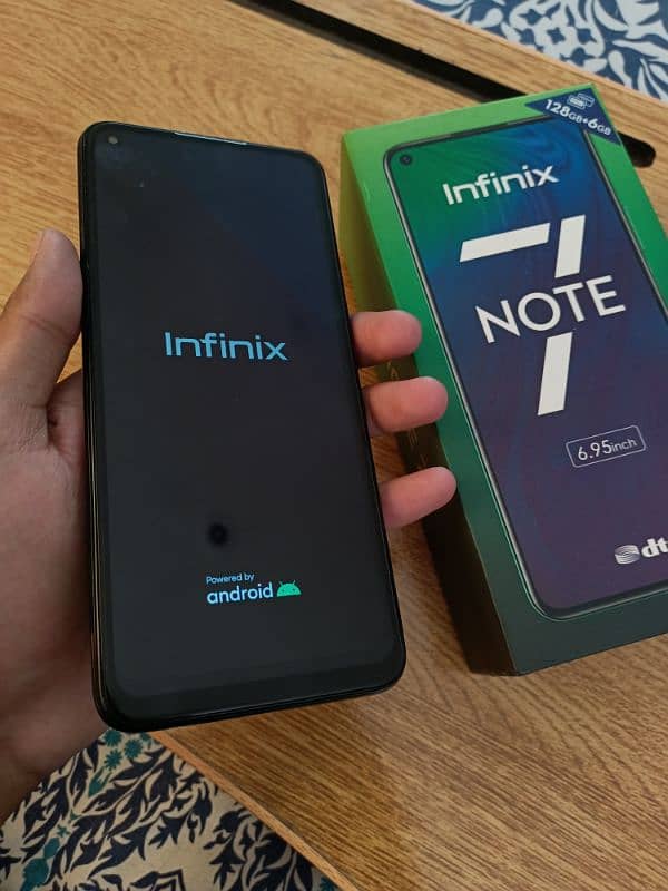 infinix note 7, with box in good condition, 10/10 cameras 2