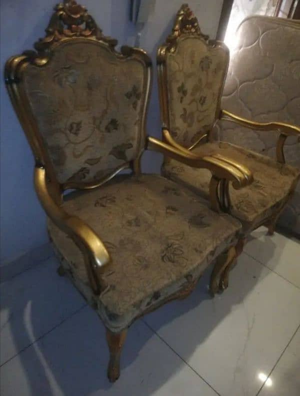 VICTORIAN CHAIR PURE WOOD GOOD QUALITY 2