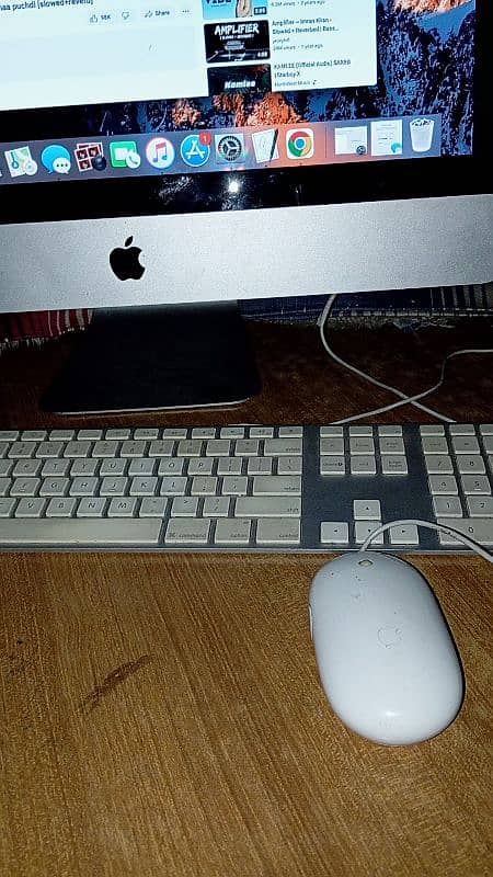 Apple Mac pc 1