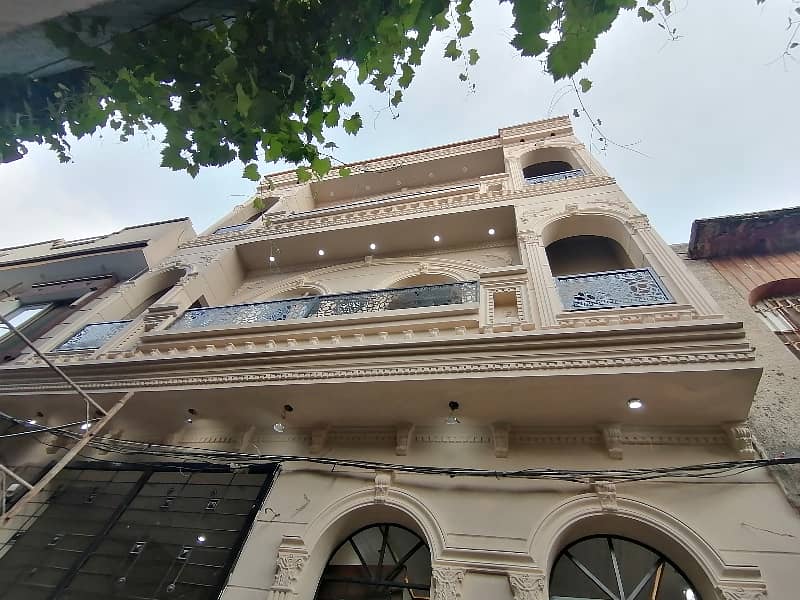 4 Marla House In Noorullah Colony Is Available For sale 2