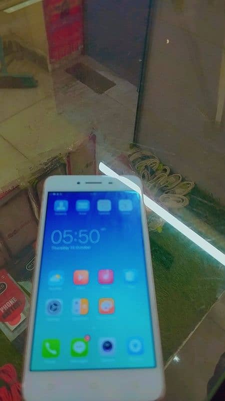 urgent sale oppo A37 1