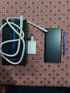 Samsung note 10 with box and charger  in 10/10 condition