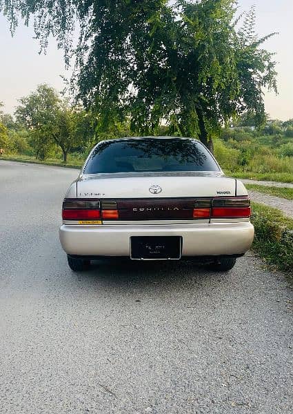 Toyota Corolla LX Limited 1993 4