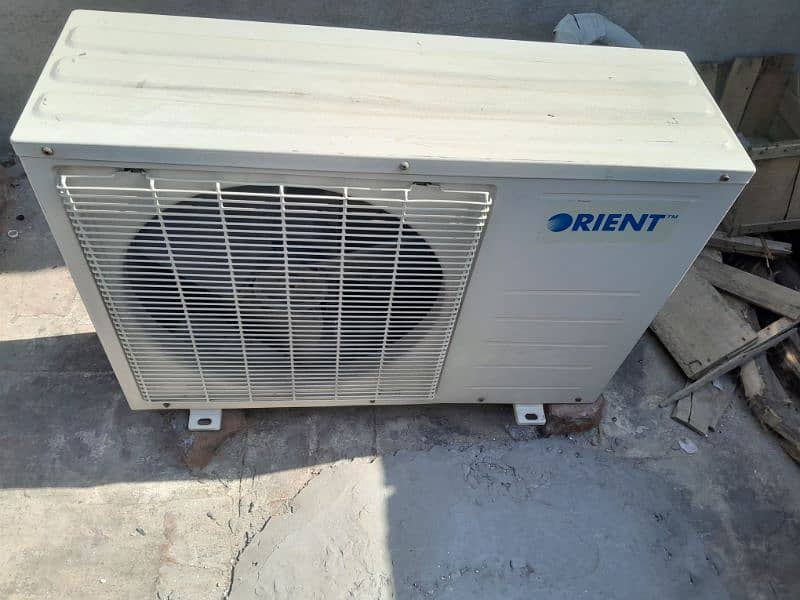 good condition AC 1