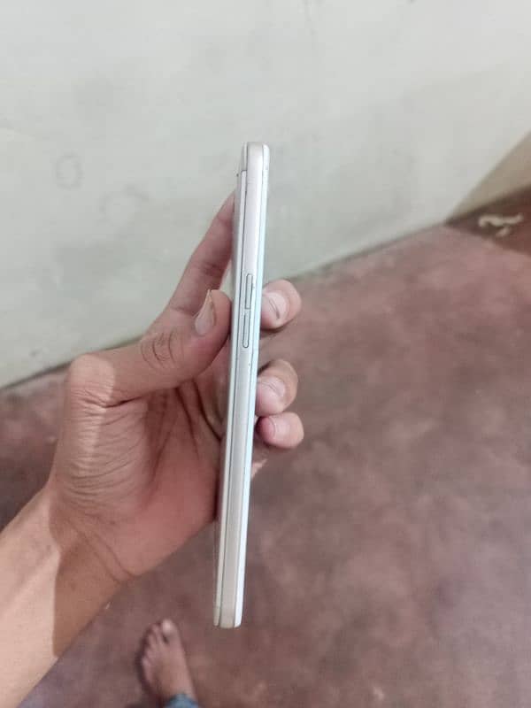 oppo f1s 4/32 3