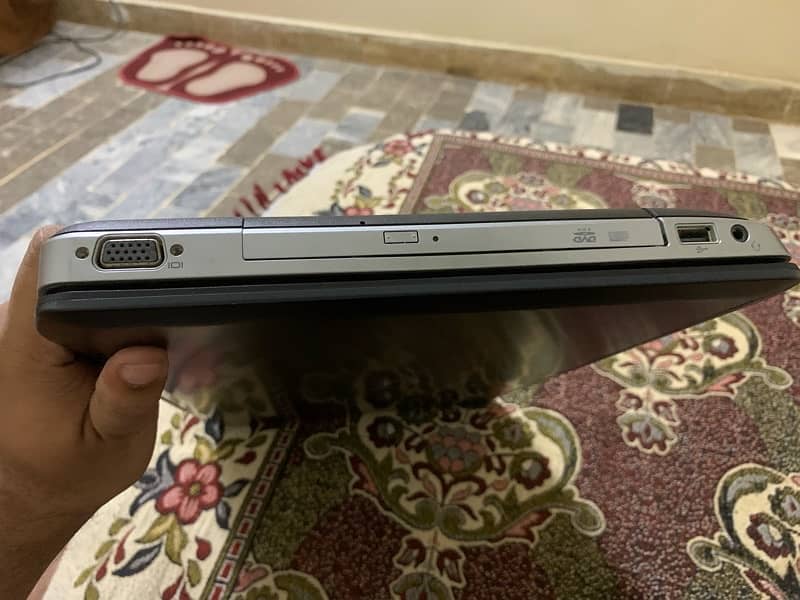 Dell Latitude E5530 3