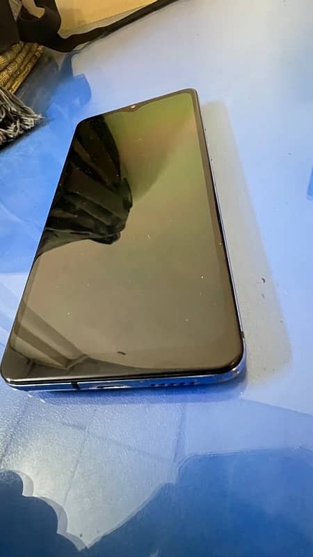 Oneplus 7t (Back Glass Broken) 3