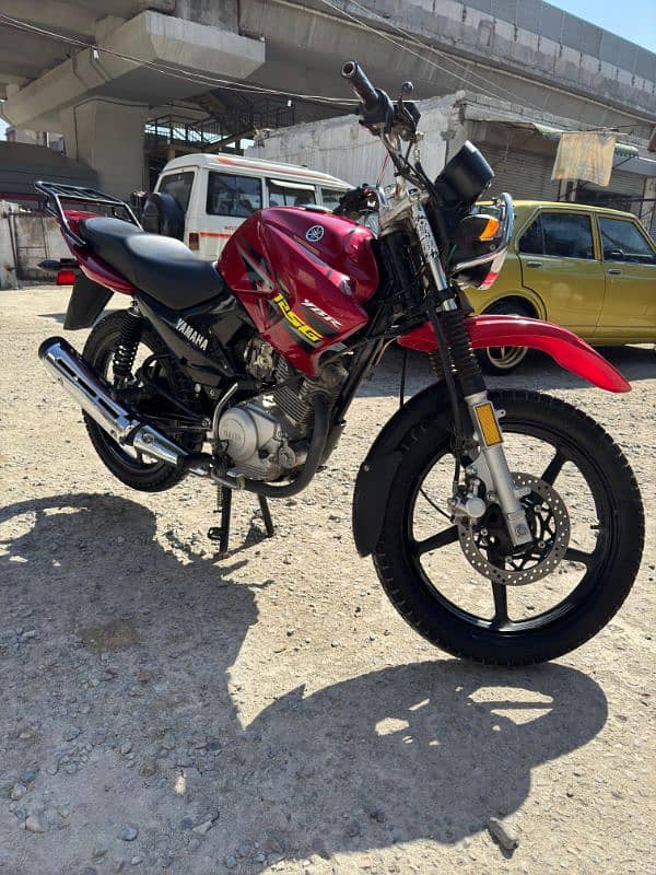 Yamaha YBR G  peshawar nmbr full geniune condition 10 by 10 1