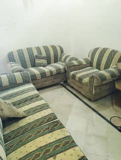 2 Sofa set Complete sale