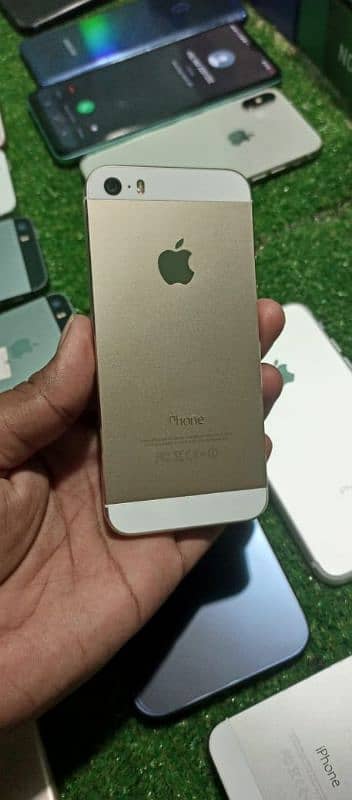 iPhone 5 s 16GB NON PTA 3