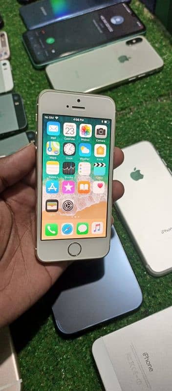 iPhone 5 s 16GB NON PTA 4