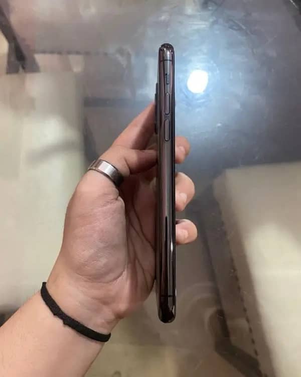 iPhone 11 Pro 256GB 2