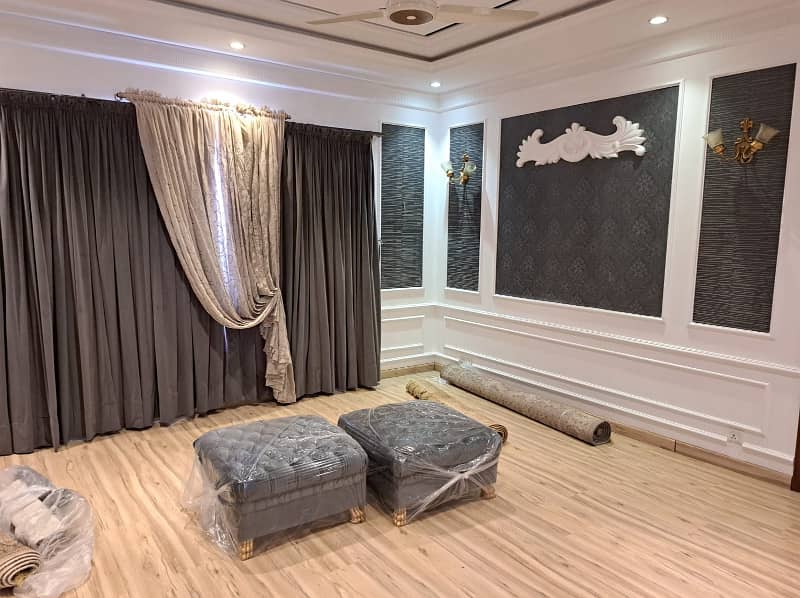 10 Marla Luxury Full House For Rent In DHA Phase 3,Block Z, Reasonable Price And Suitable Location Pakistan Punjab Lahore. 4