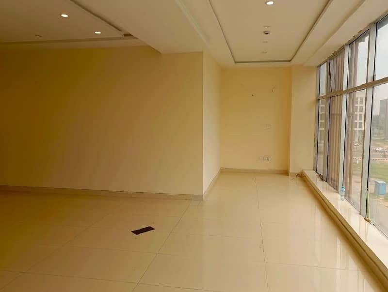 8 Marla 3rd Floor Office For Rent In DHA Phase 8,Block D Broadway, Reasonable Price And Suitable Location for Marketing Work Pakistan Punjab Lahore. 6