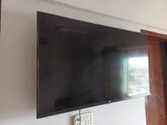 TCL Smart LED 43 iches for sell only 2 years used