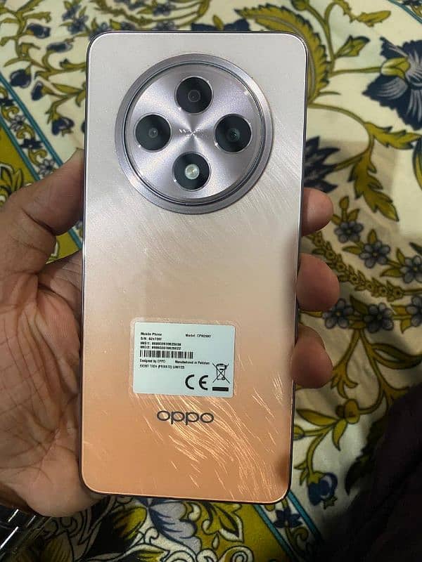 OPPO Reno 12f 0