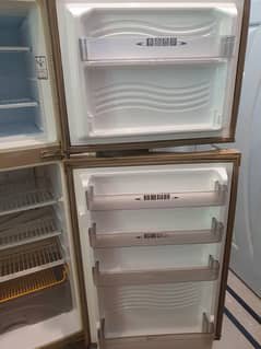 Dawlence Refrigerator Medium Size