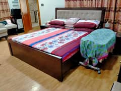 King Size bed set 0