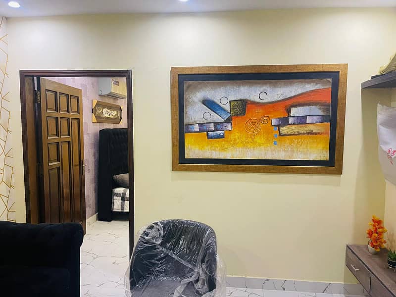 1 BEDROOM FULLY FURNISHED APARTMENT FOR SALE IN SECTOR E BAHRIA TOWN LAHORE 4