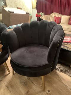 Black chairs from miracle furniture