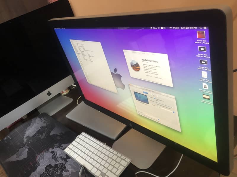 27 inch Apple Thunderbolt Display 1