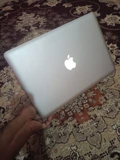 MacBook