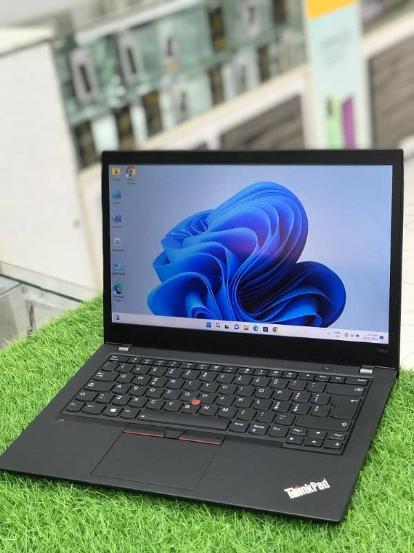 Lenovo t480s core i5 8th generation 8gb ram 256gb SSD laptop for sale 1