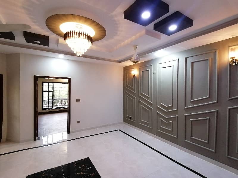 A Well Designed House Is Up For rent In An Ideal Location In Lahore 8