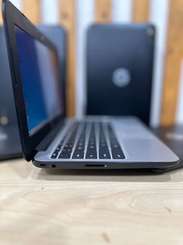 HP Chromebook 11 G4 (windows 10) 2