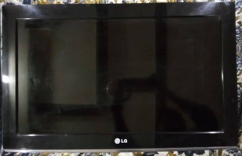 LG-LCD- 26"inch-Model no. 26LK330 1