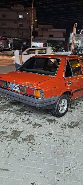 Nissan Sunny 1986 3