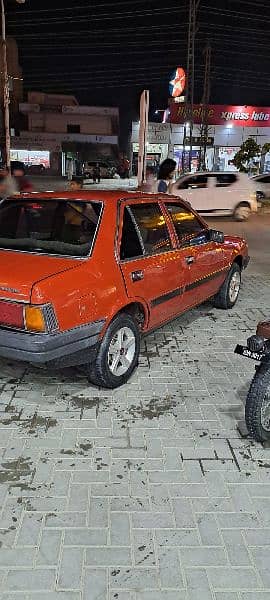 Nissan Sunny 1986 8